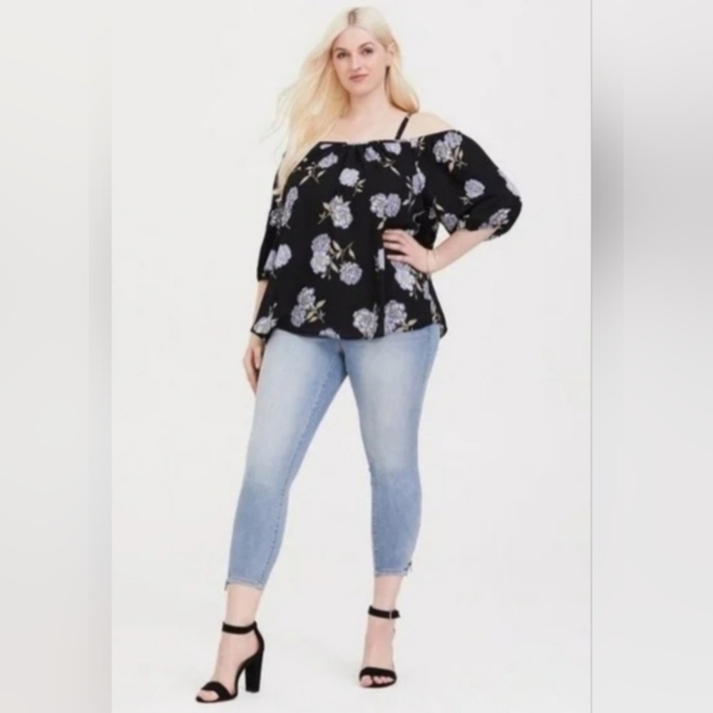 Torrid Floral 3/4 Sleeve Semi-sheer Cold Shoulder Top